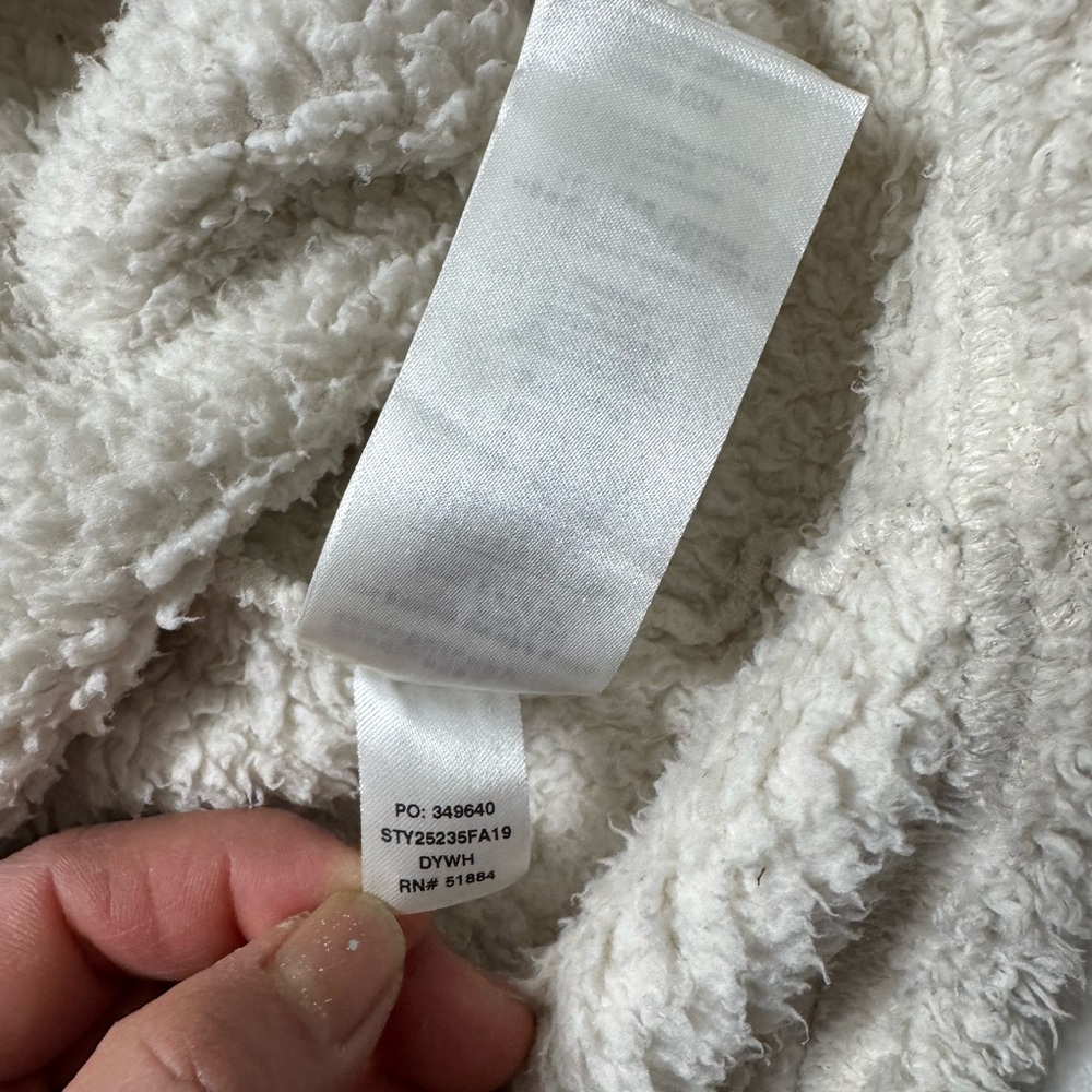 Patagonia Women's Cream Fleece Turtleneck Sweater - Picture 5 of 8